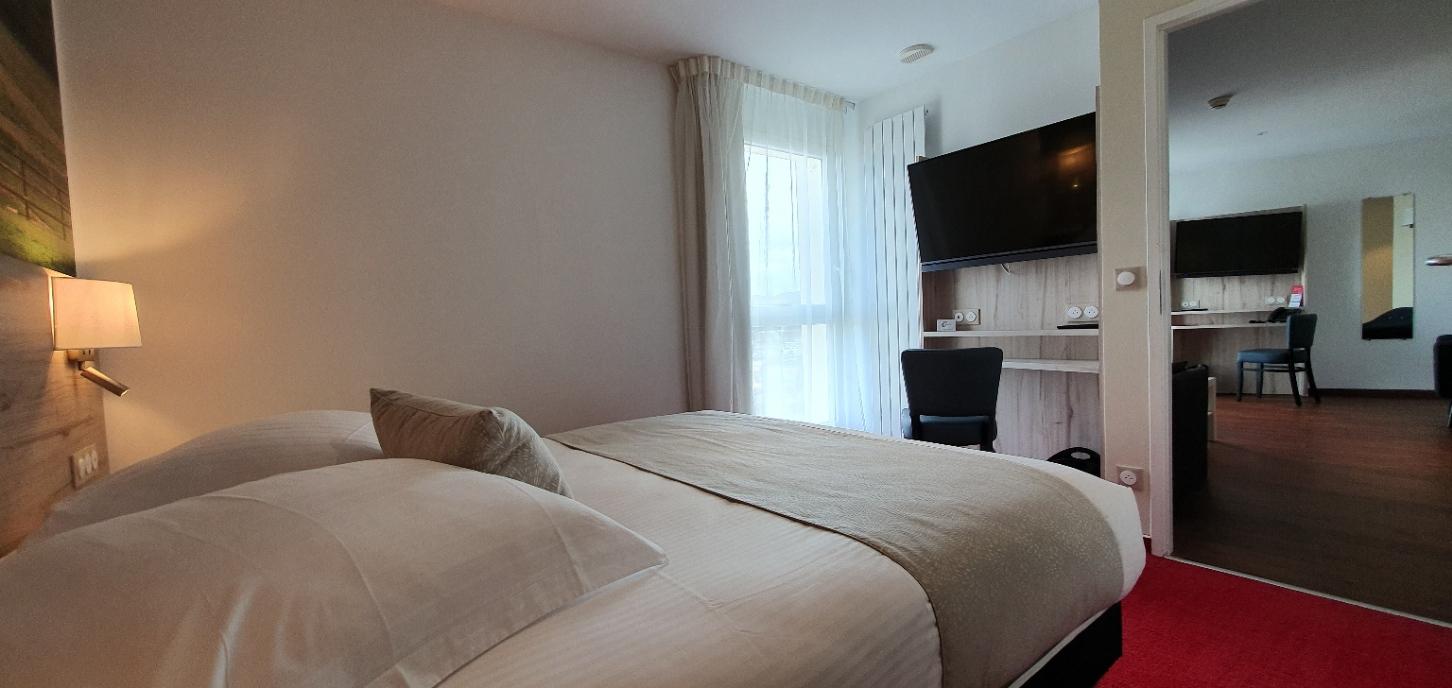 The Originals City, Hotel Acadine, بونت أودوميه المظهر الخارجي الصورة